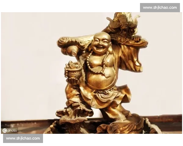 金波与大肚佛的奇妙对决探索幽默与智慧的多重碰撞